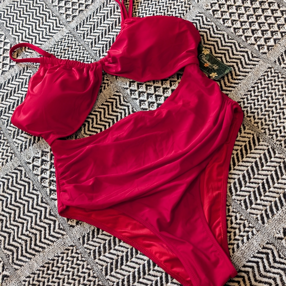 Chic Scarlet One-Piece Swimsuit